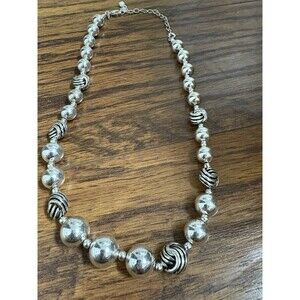Vintage NRT Silver Tone Beaded Chunky Necklace Lobster Clasp